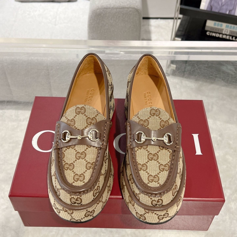 G*u*i leather shoes